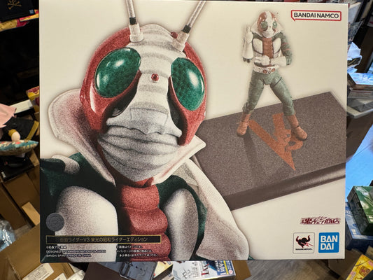 Bandai S.H.Figuarts (Shinkocchou Seihou) Kamen Rider V3 – Glory of Showa Riders Edition – 真骨雕 假面骑士V3 昭和骑士荣光版