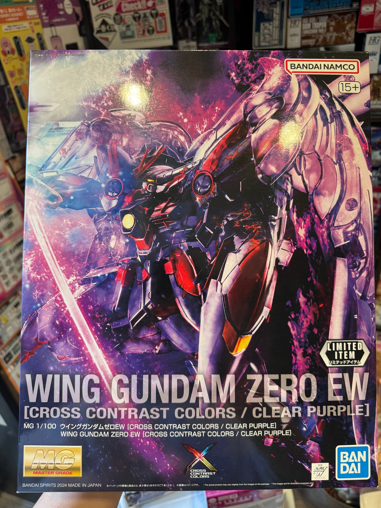 MG 1/100 Wing Gundam Zero EW [Cross Contrast Colors / Clear Purple] – Limited Item